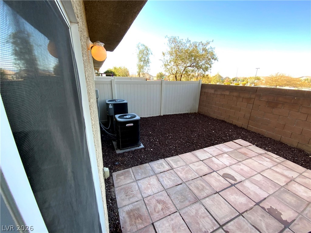 1182 Enzo Avenue Property Photo 20