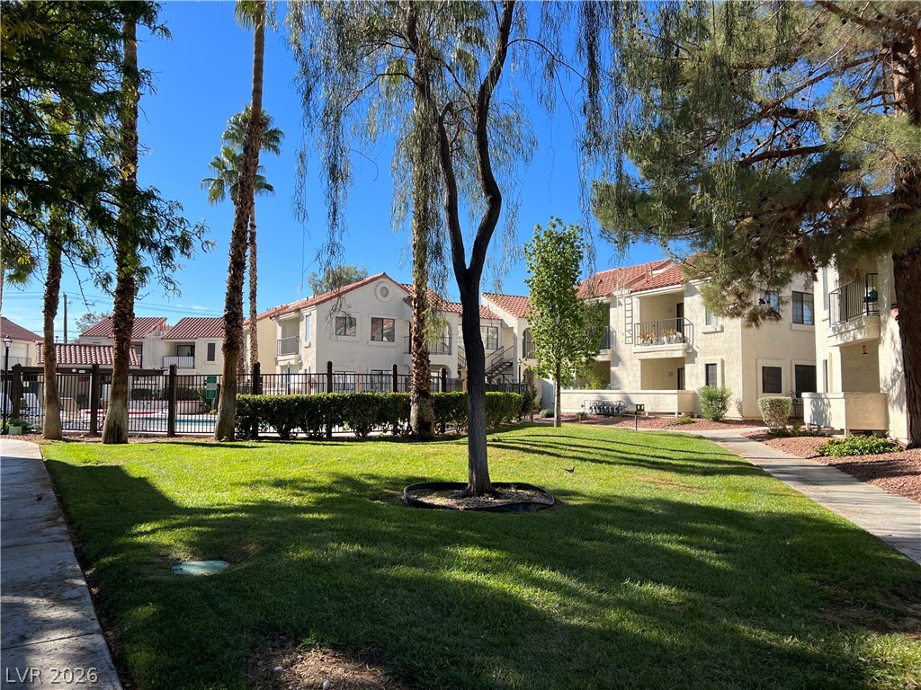 4747 Nara Vista Way 101 Property Photo 3