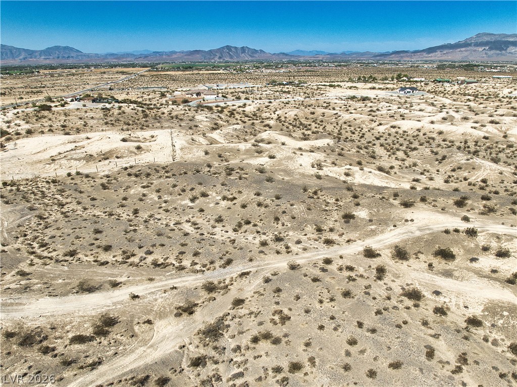1120 North Kittyhawk Drive Property Photo 4