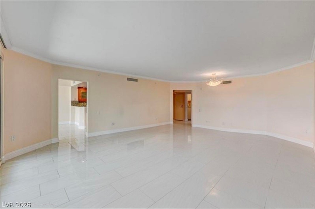 2777 Paradise Road 603 Property Photo 10