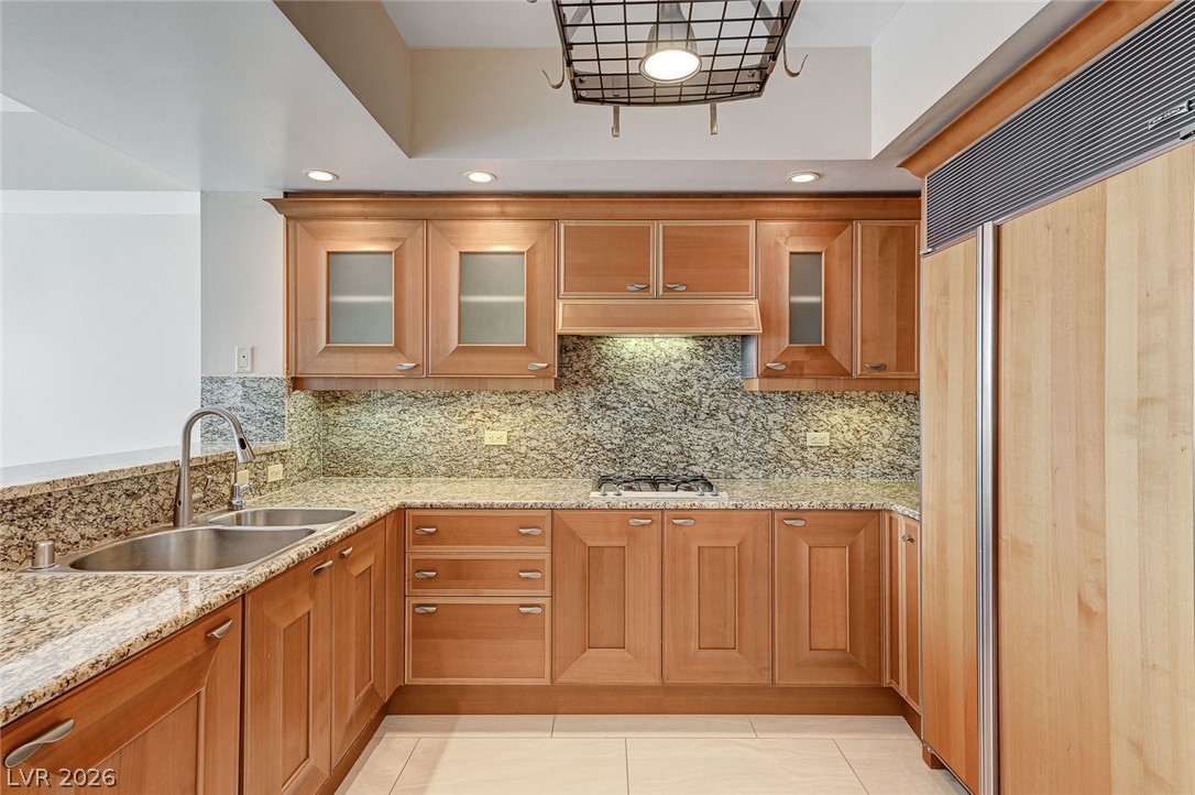 2777 Paradise Road 603 Property Photo 16