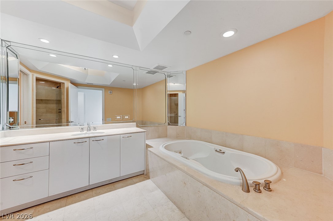2777 Paradise Road 603 Property Photo 46