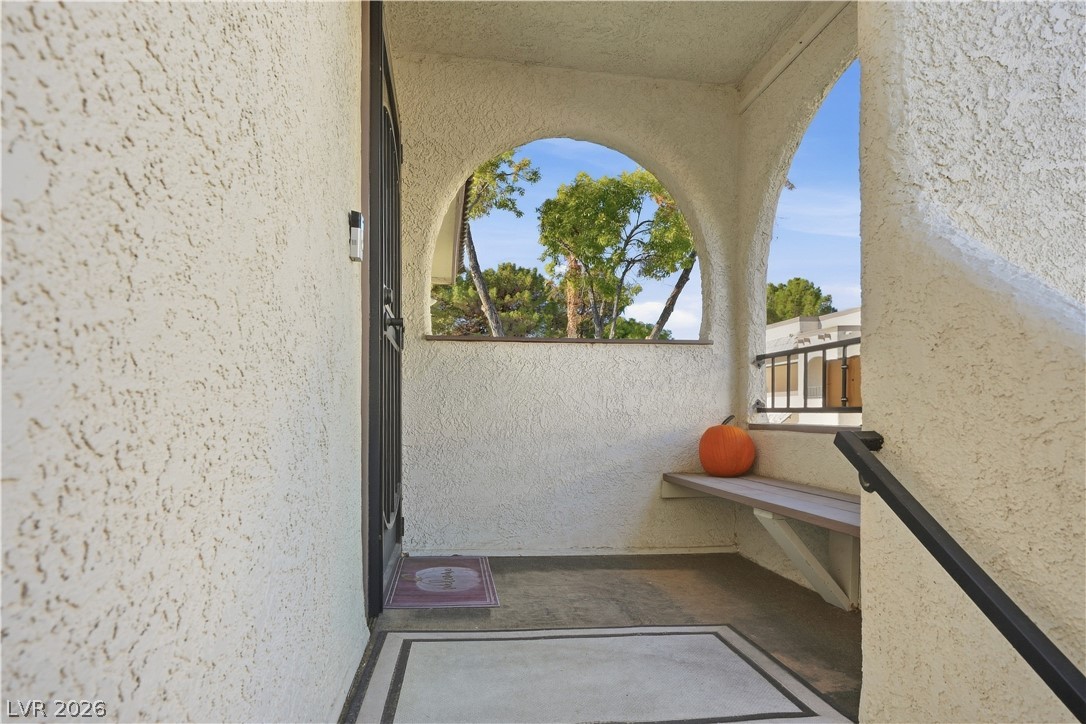 1404 Santa Margarita Street H Property Photo 4