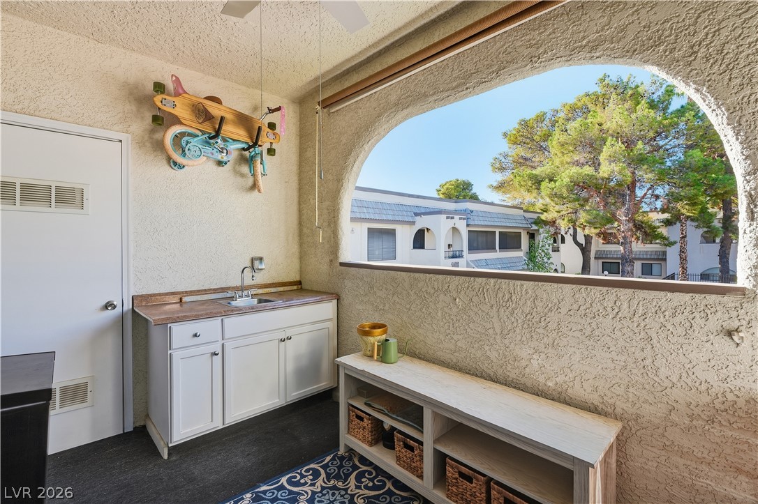 1404 Santa Margarita Street H Property Photo 27