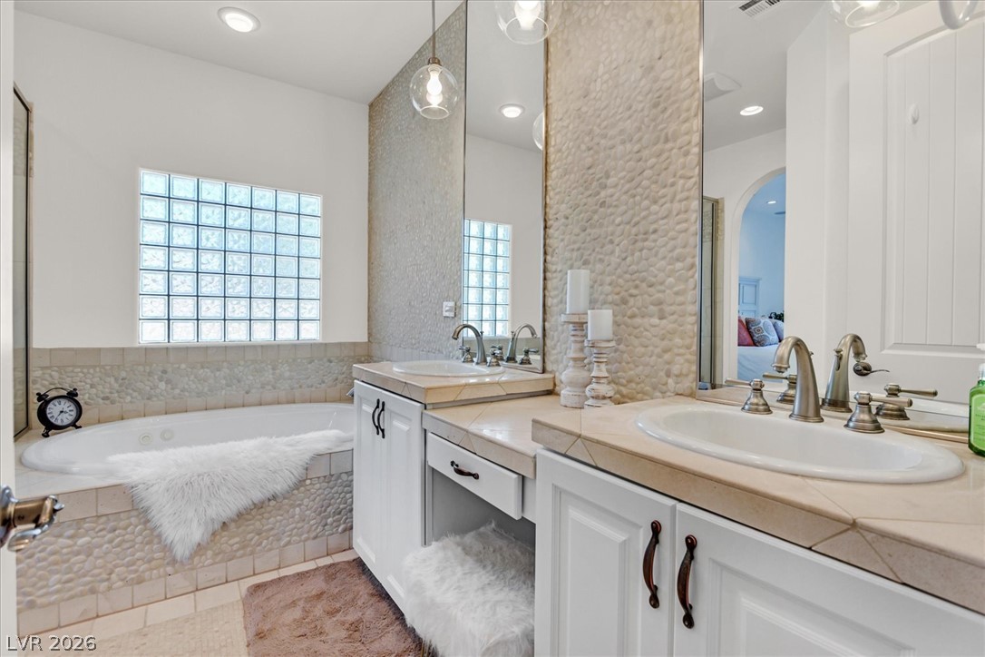 6 Verruca Court Property Photo 18