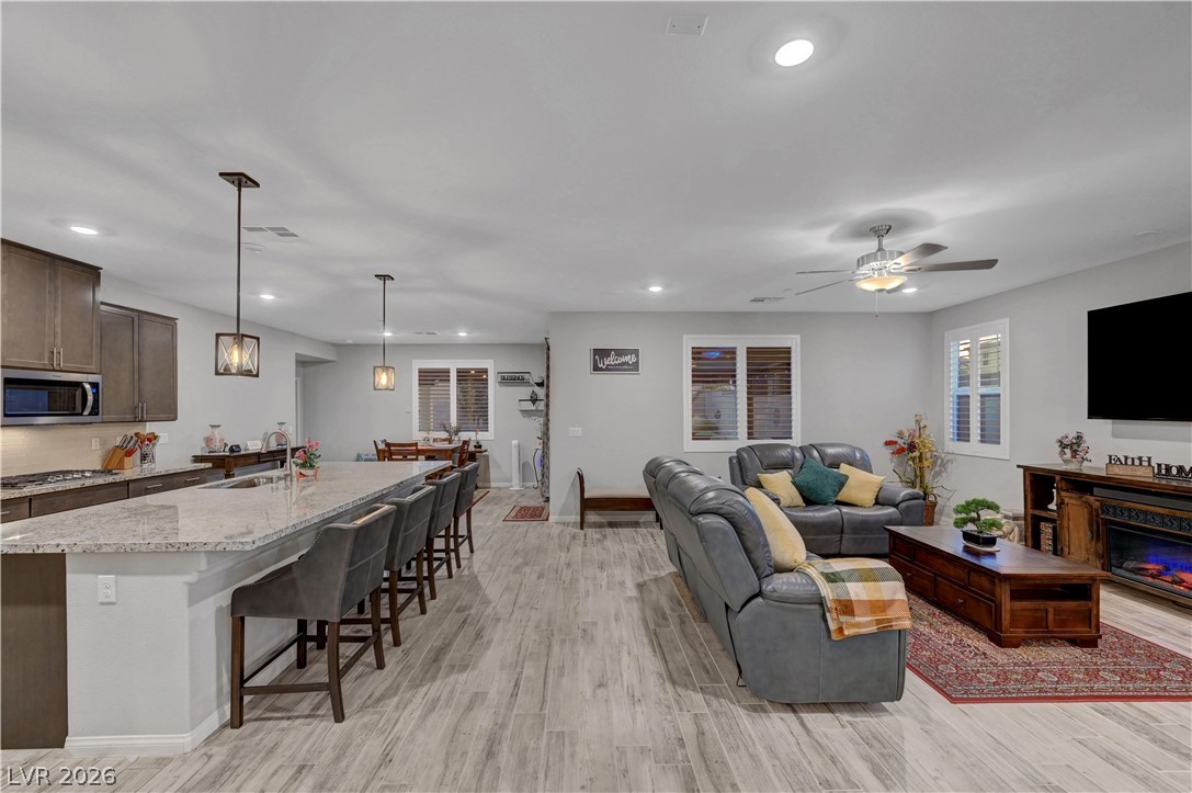 6391 Montrose Park Court Property Photo 14