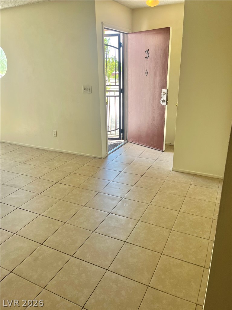 3708 Scuba Circle C Property Photo 2