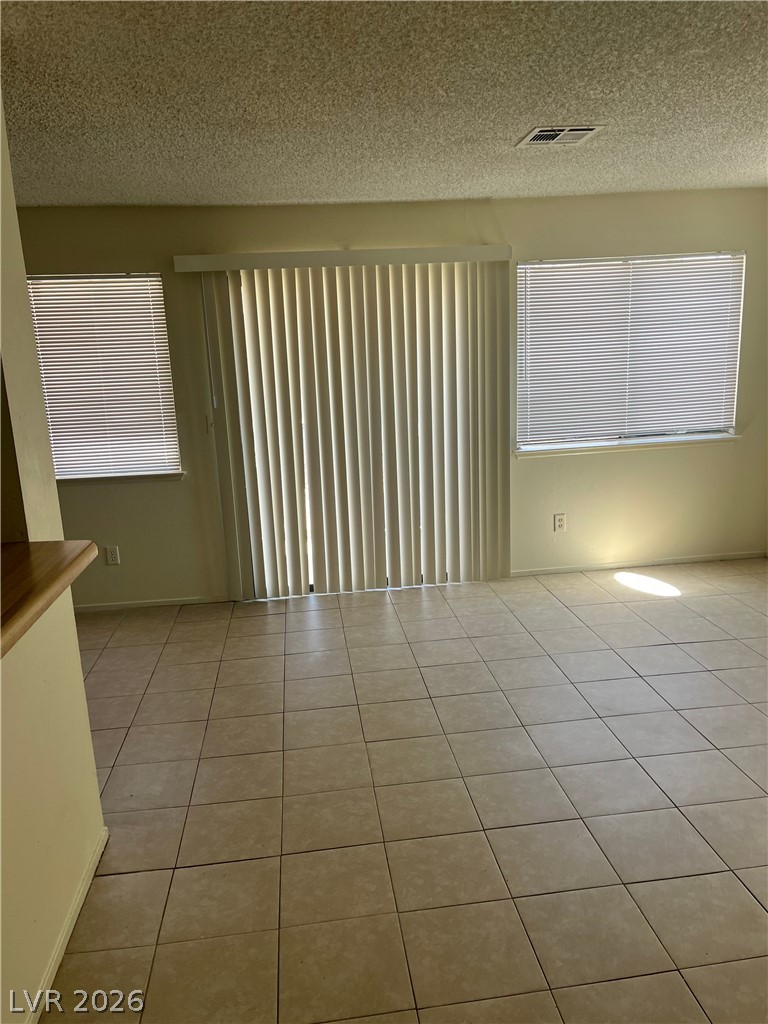 3708 Scuba Circle C Property Photo 4