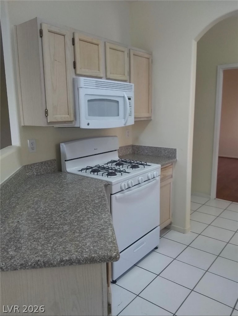 5525 West Flamingo Road 2029 Property Photo 8