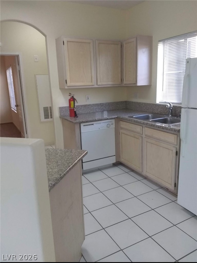 5525 West Flamingo Road 2029 Property Photo 10