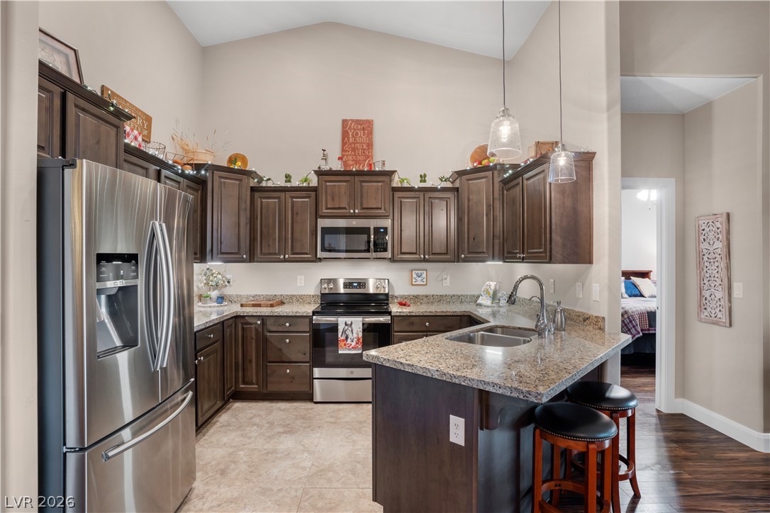 671 Kylee Avenue Property Photo 3