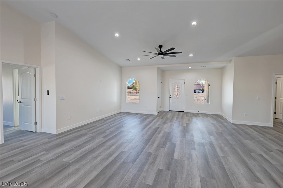 2111 West Carnation Way Property Photo 12