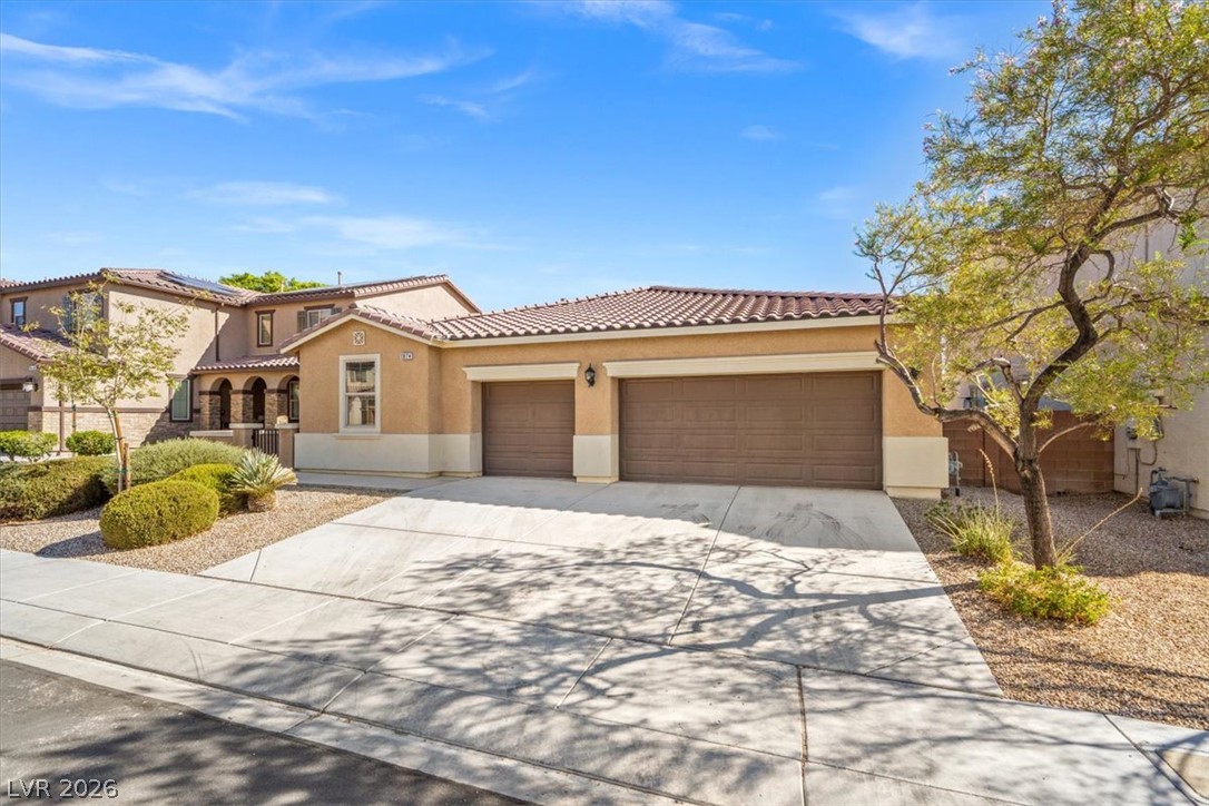 1874 Nature Park Drive Property Photo 4