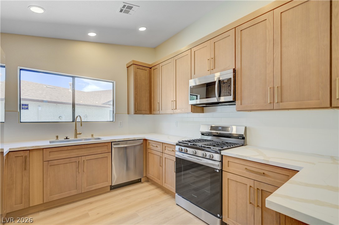 942 Anchor Drive Property Photo 14