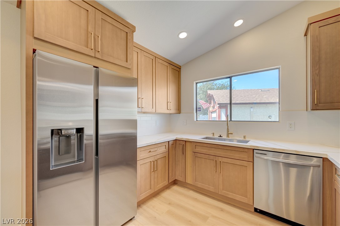 942 Anchor Drive Property Photo 15