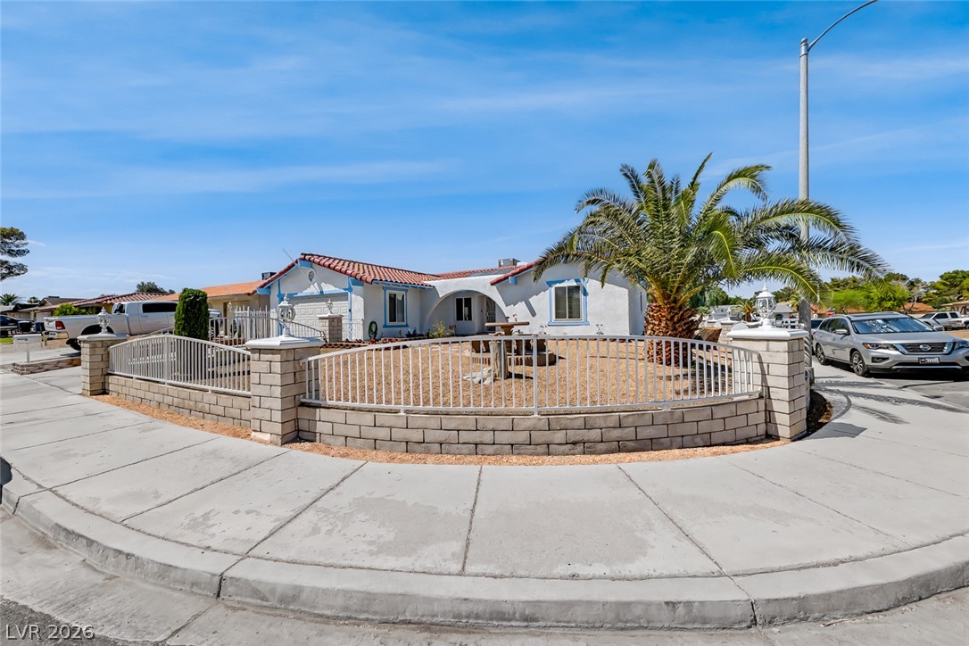 3107 Trueno Road Property Photo 2