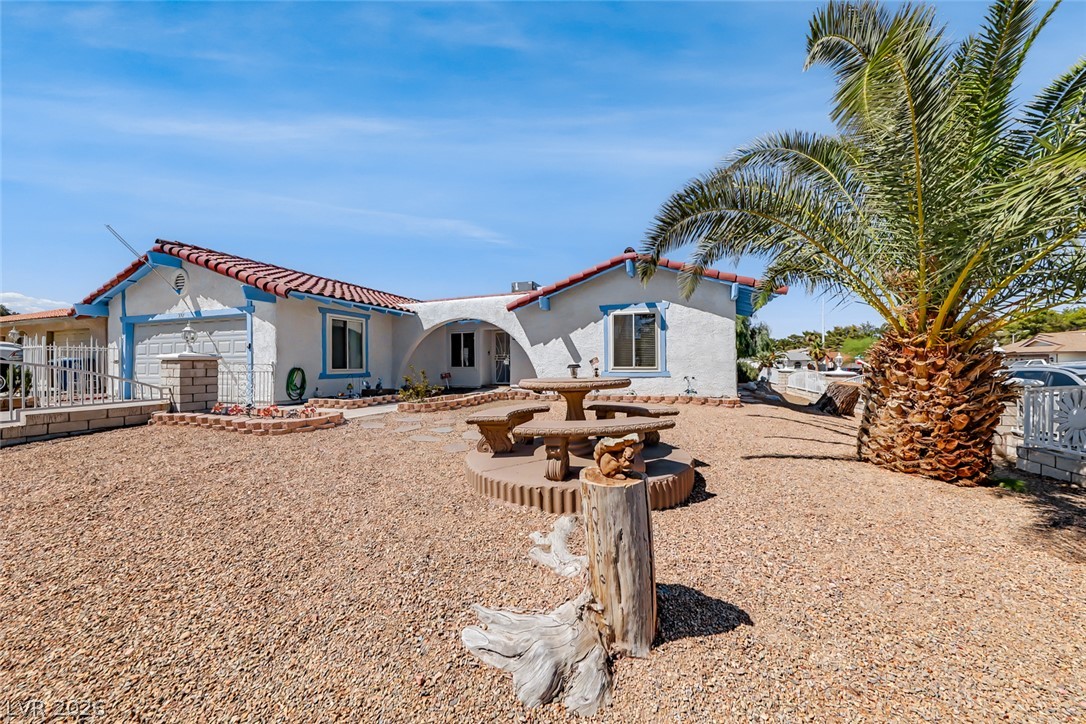 3107 Trueno Road Property Photo 4