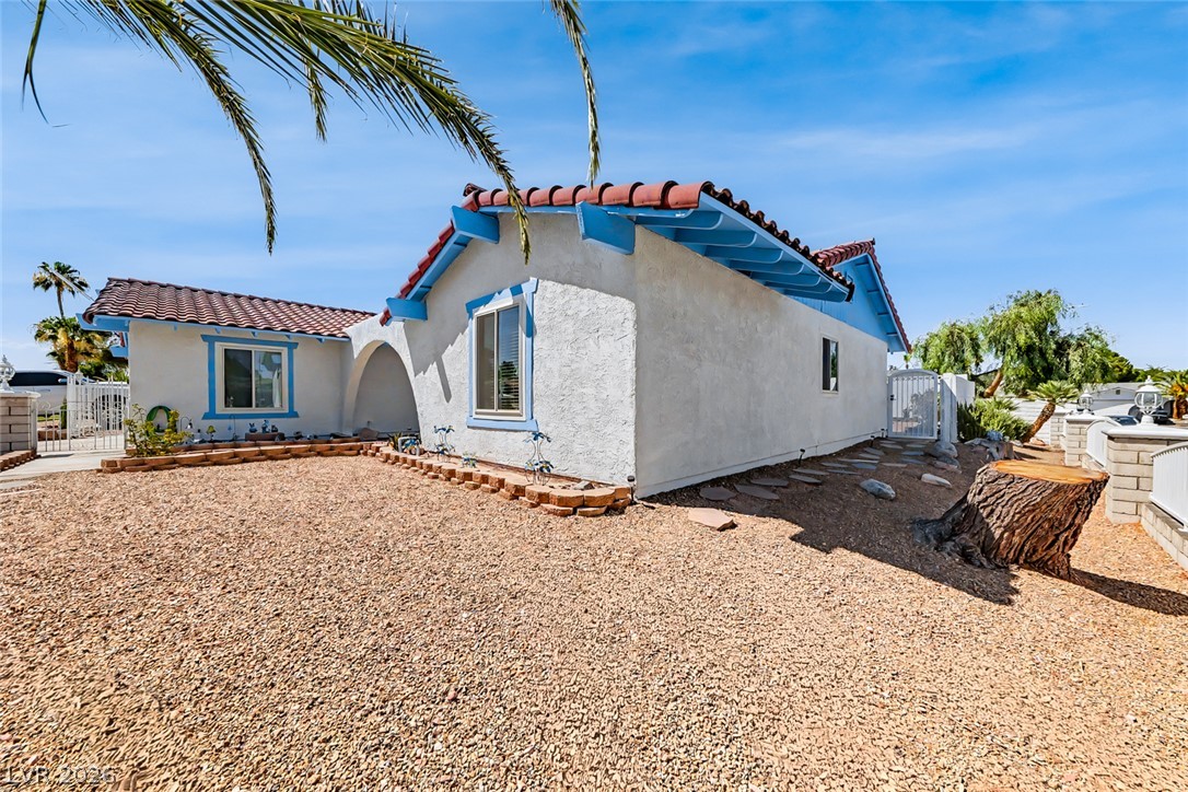 3107 Trueno Road Property Photo 5