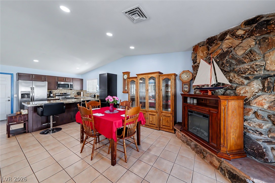 3107 Trueno Road Property Photo 12