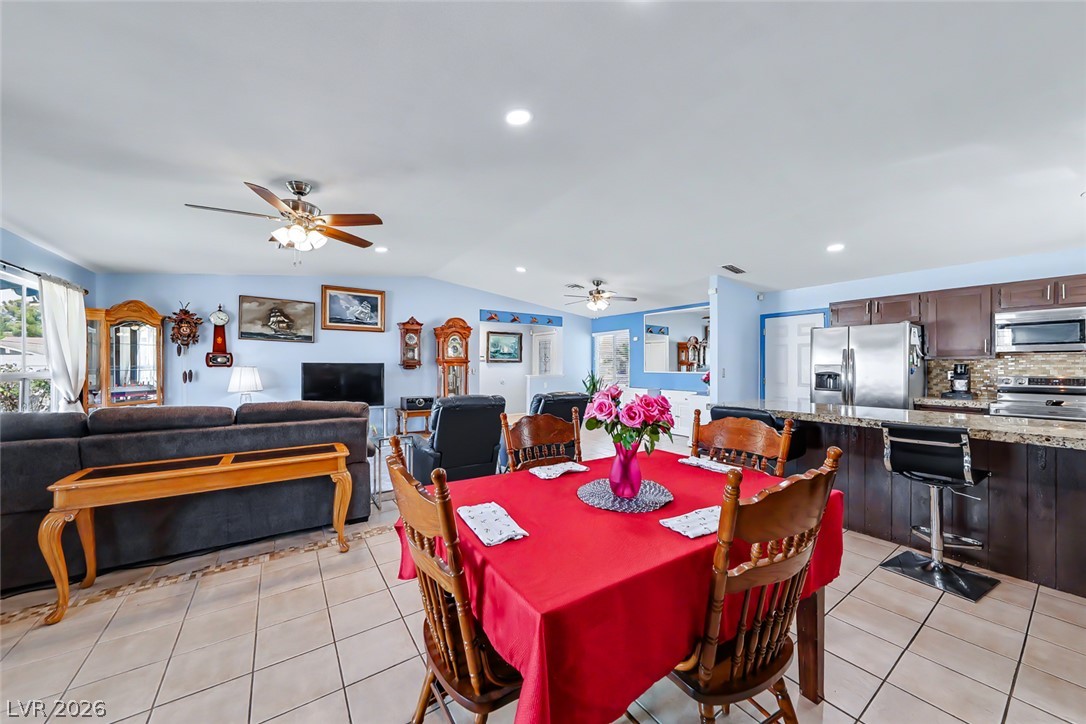 3107 Trueno Road Property Photo 13