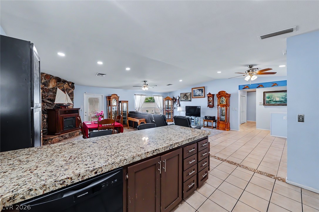 3107 Trueno Road Property Photo 16
