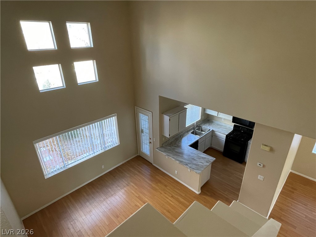 986 Park Walk Avenue Property Photo 4