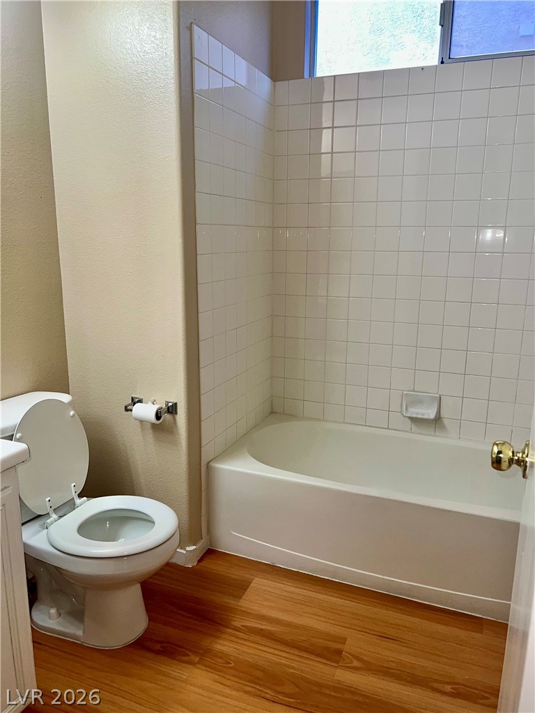 986 Park Walk Avenue Property Photo 10