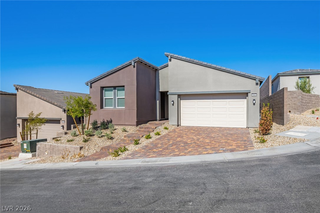 1663 Capri Falls Court Property Photo 2