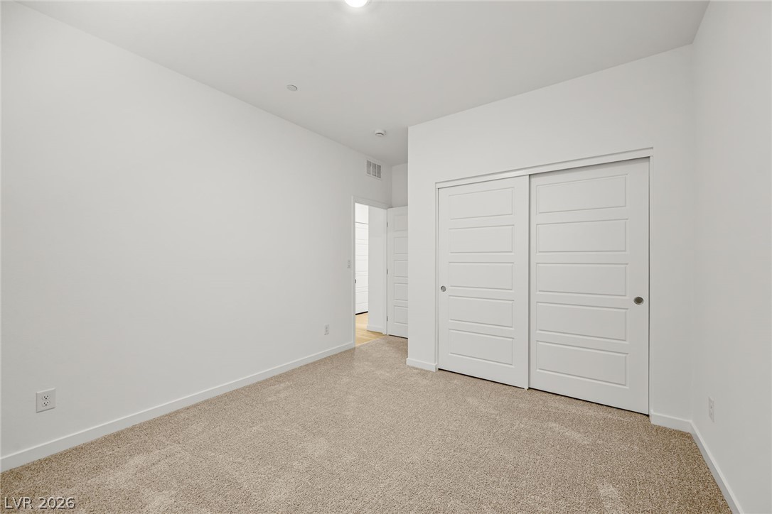 1663 Capri Falls Court Property Photo 9