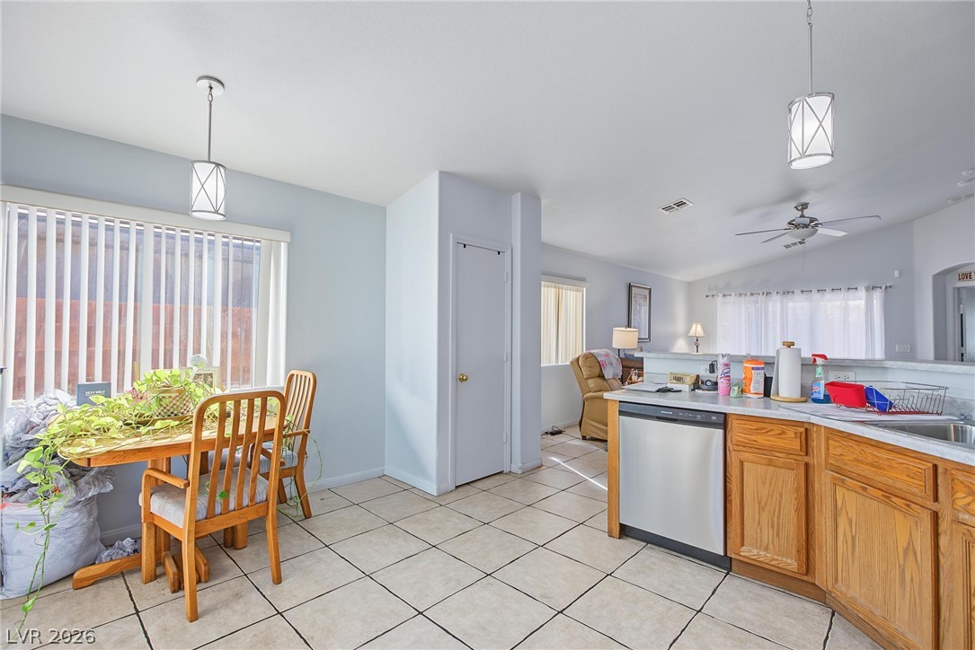 5643 Crowbush Cove Place Property Photo 4
