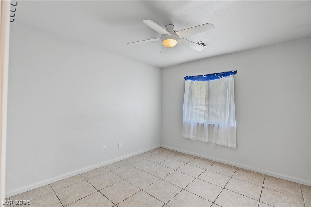 5643 Crowbush Cove Place Property Photo 15