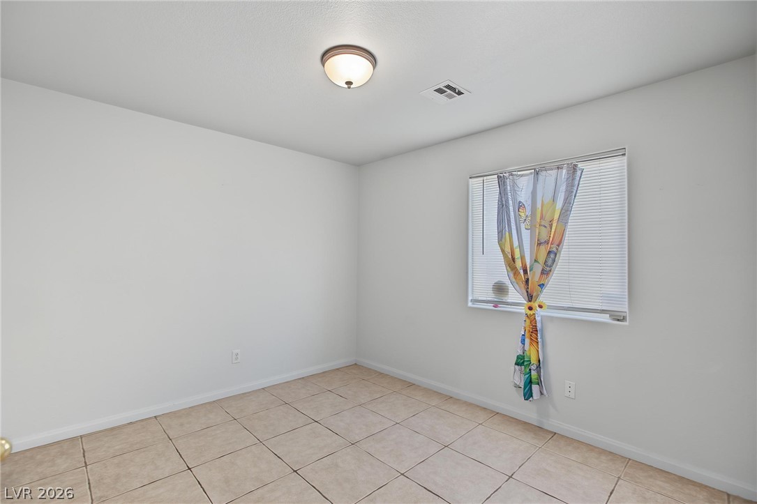 5643 Crowbush Cove Place Property Photo 17