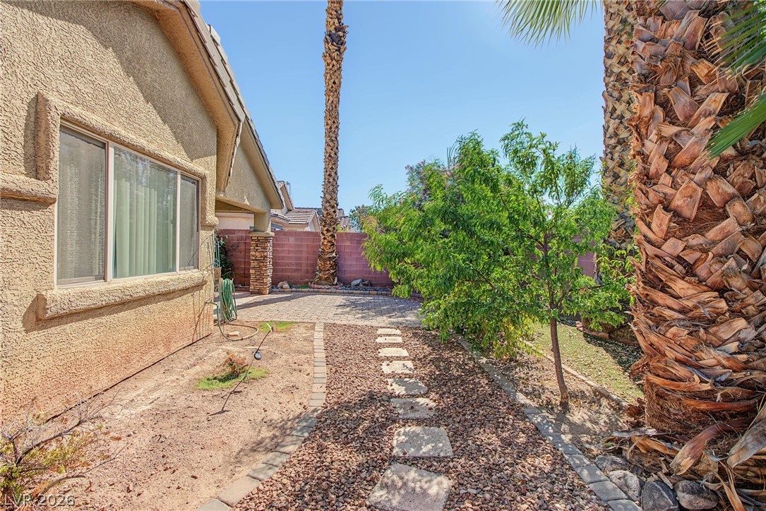 5643 Crowbush Cove Place Property Photo 28