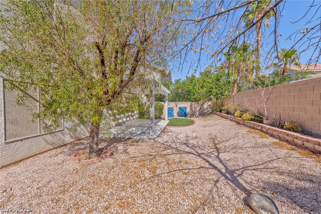 933 Scarlet Haze Avenue Property Photo 3