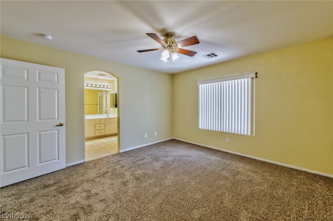 933 Scarlet Haze Avenue Property Photo 8