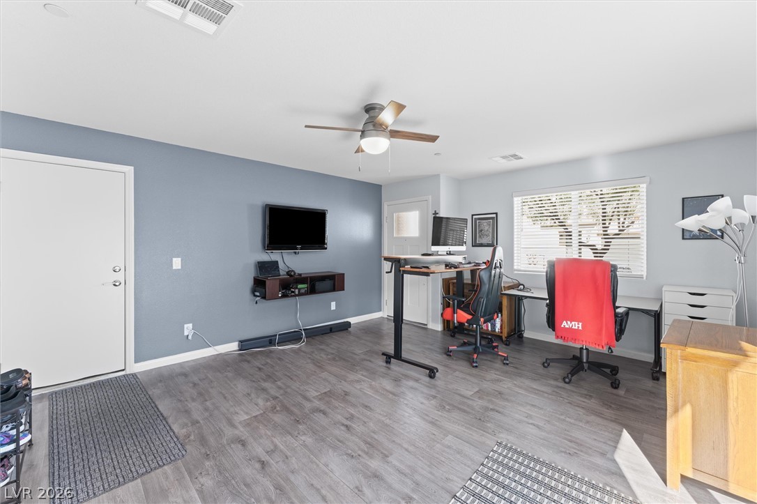 10059 Dazzling Sunrays Avenue Property Photo 10