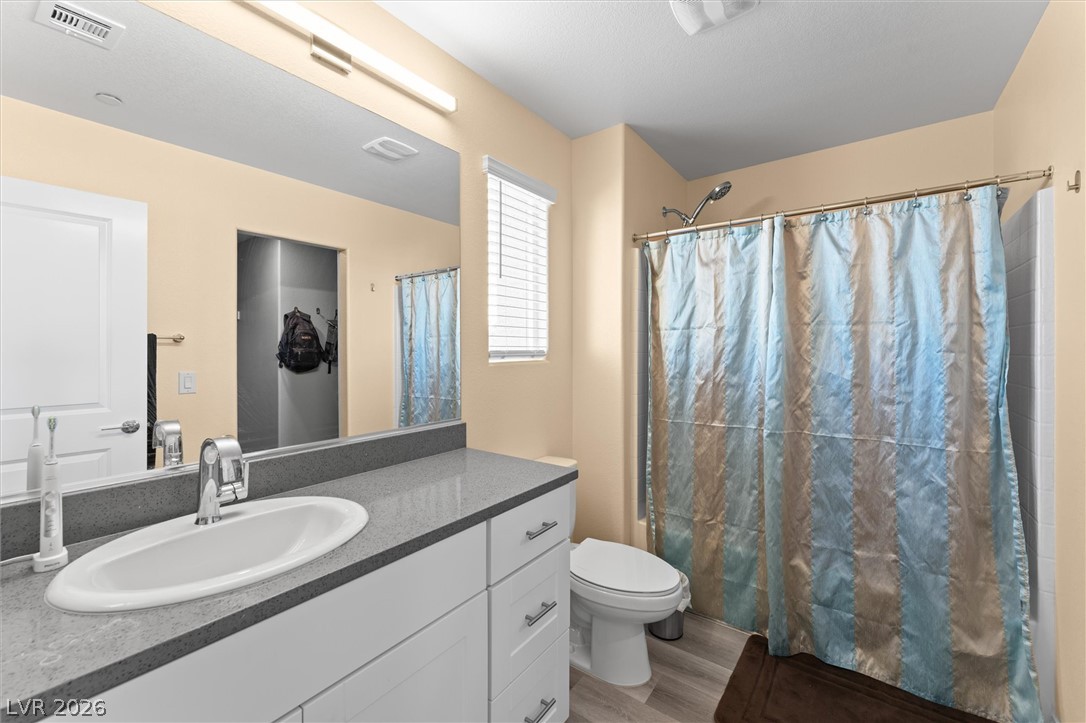 10059 Dazzling Sunrays Avenue Property Photo 24