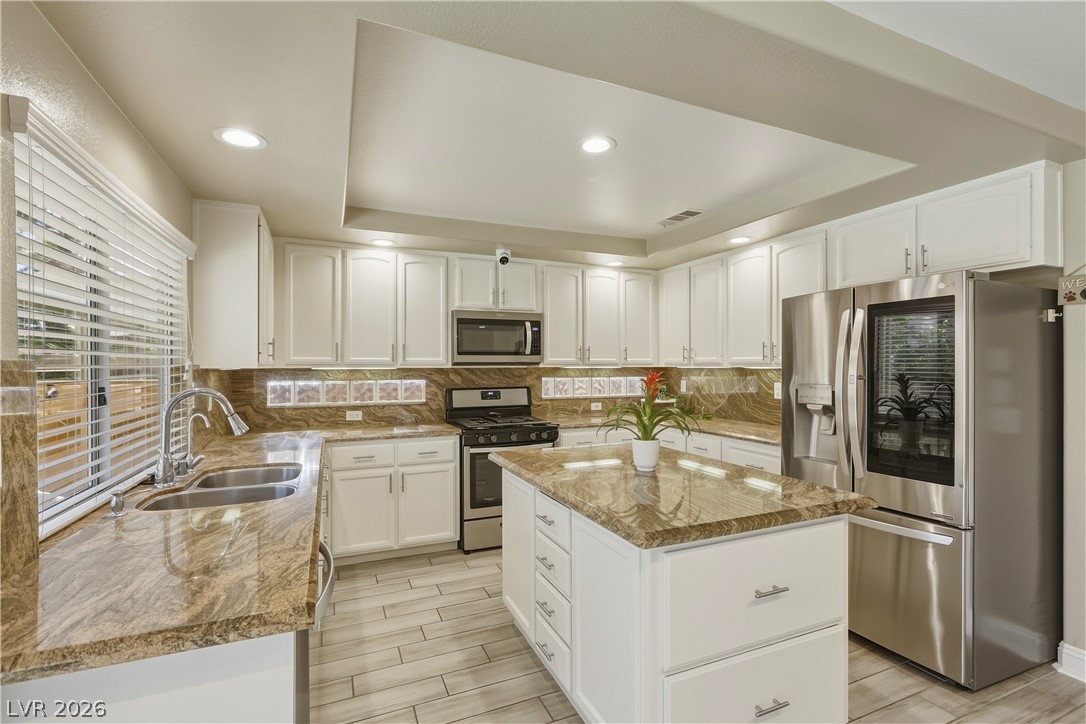 9620 Orchid Bay Drive Property Photo 14