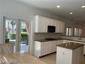 5433 Volonne Court Property Photo 7