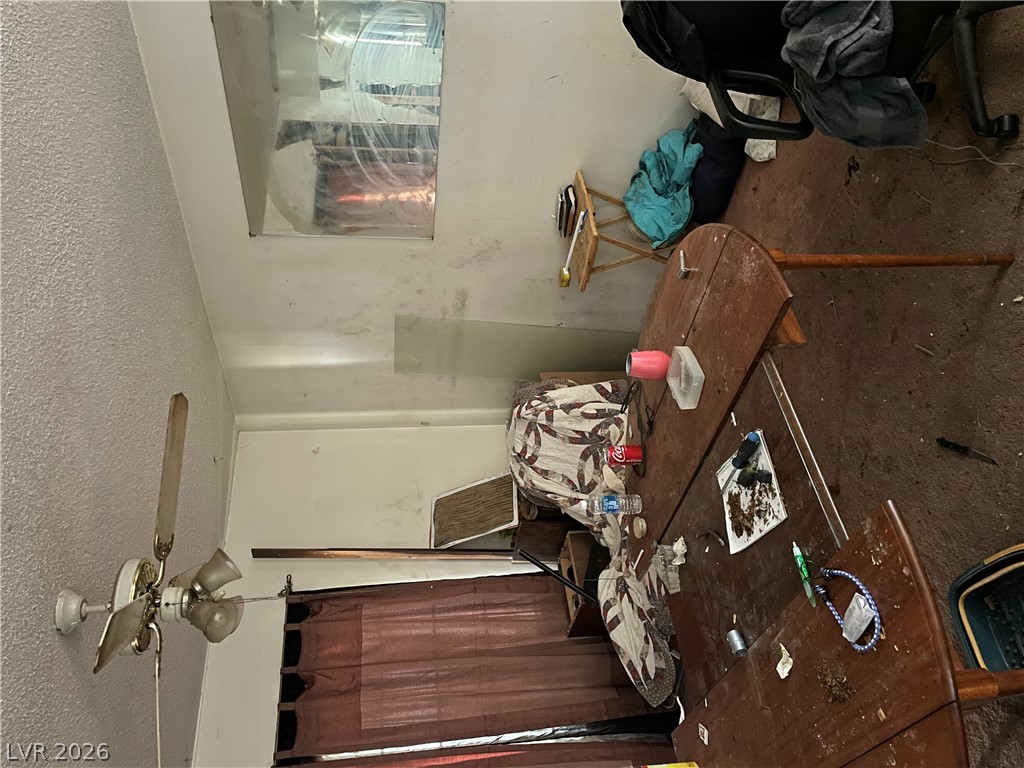 3116 Kings Way Property Photo 10