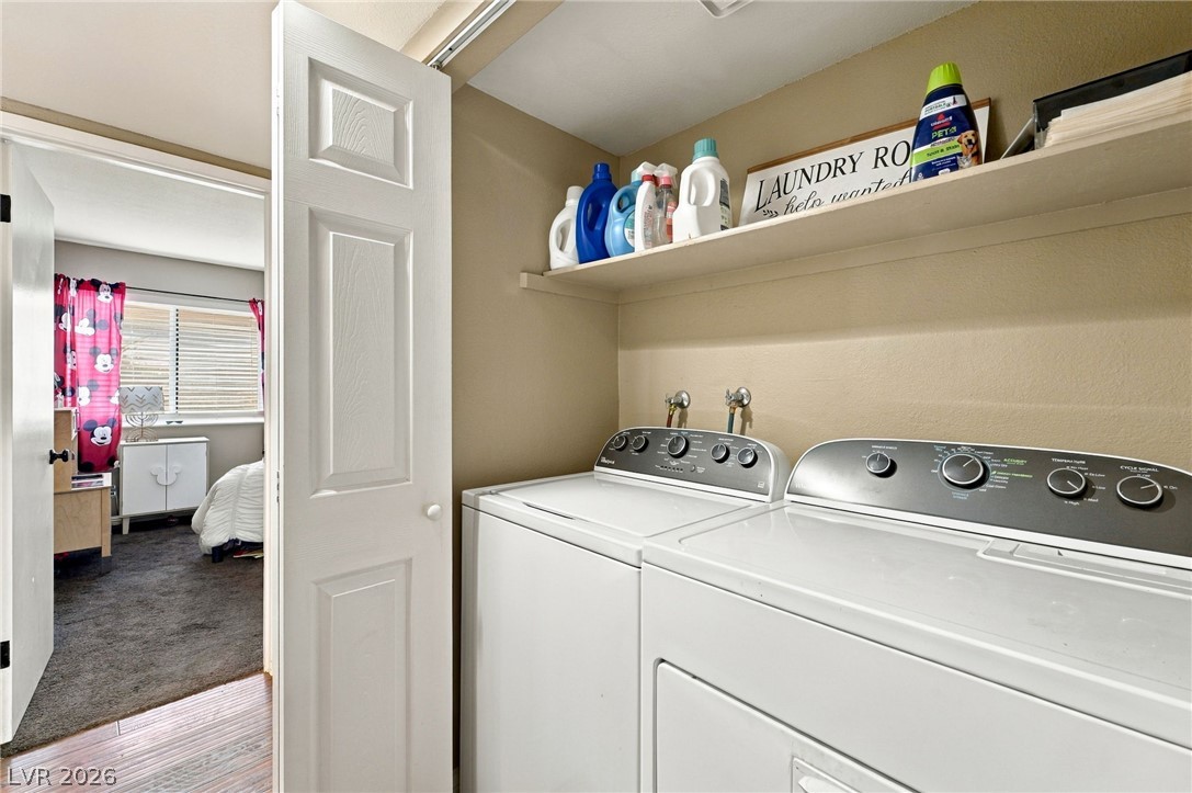 6556 Gatehouse Lane Property Photo 24