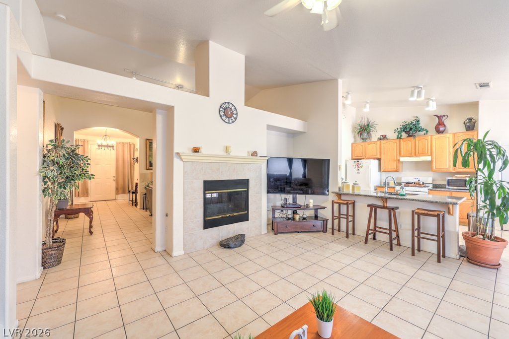 8628 Highland View Avenue Property Photo 1