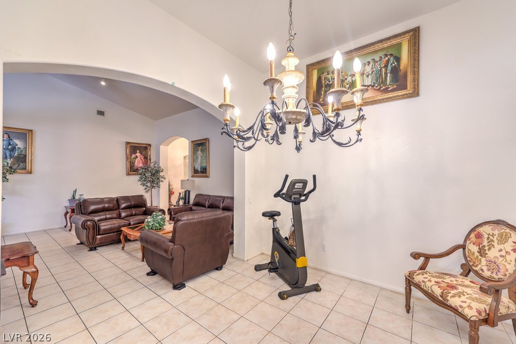 8628 Highland View Avenue Property Photo 6