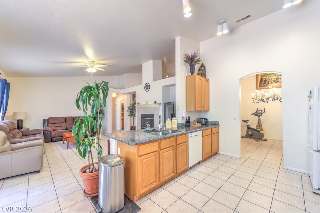 8628 Highland View Avenue Property Photo 9