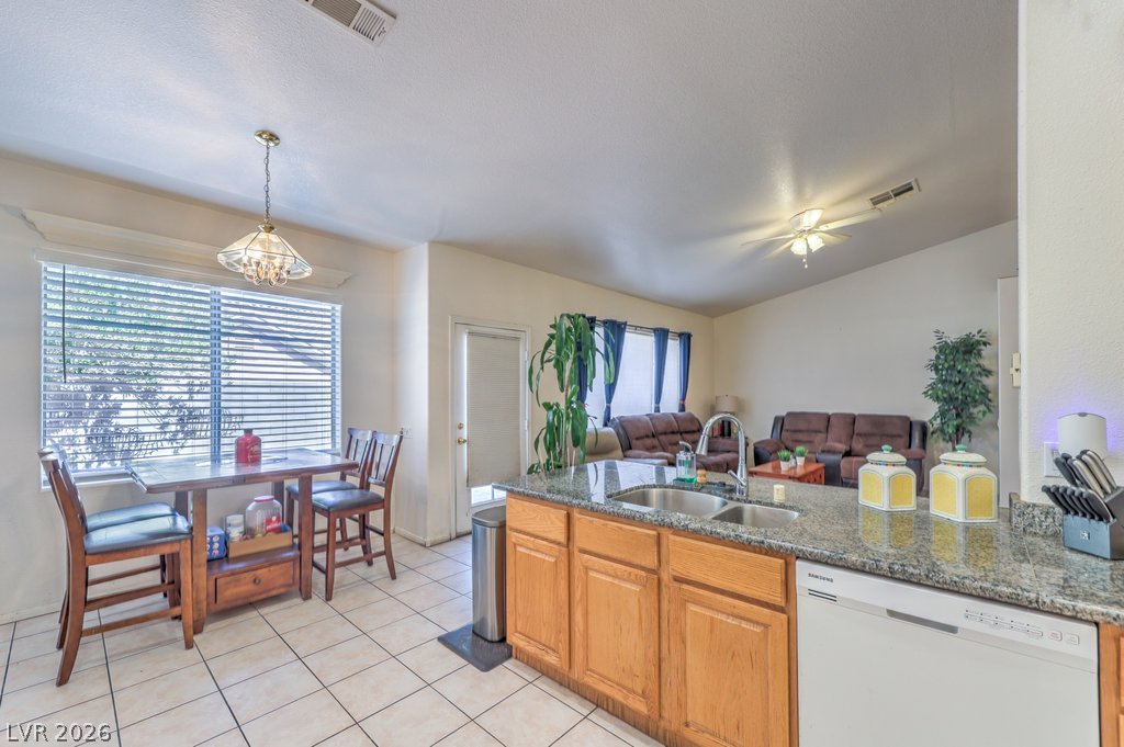 8628 Highland View Avenue Property Photo 12