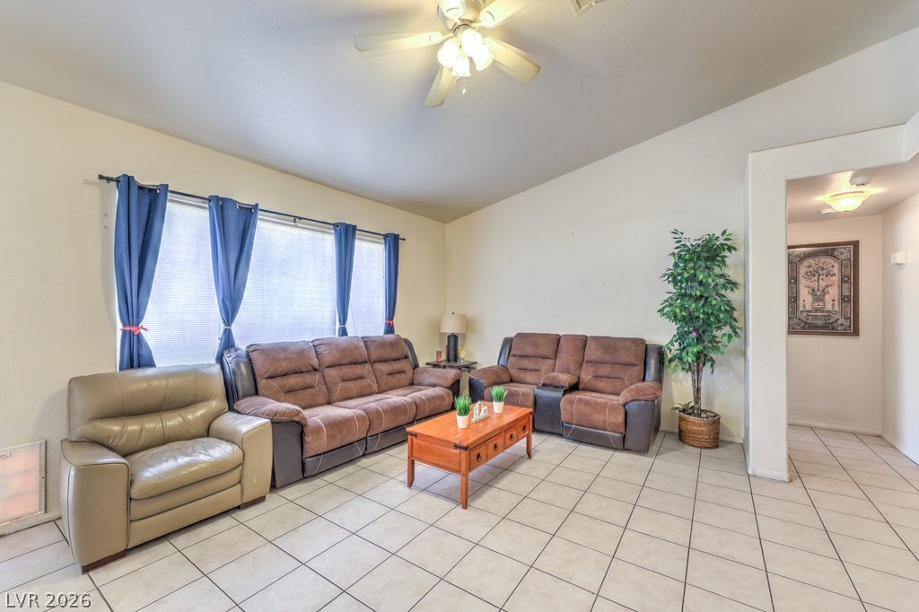 8628 Highland View Avenue Property Photo 15