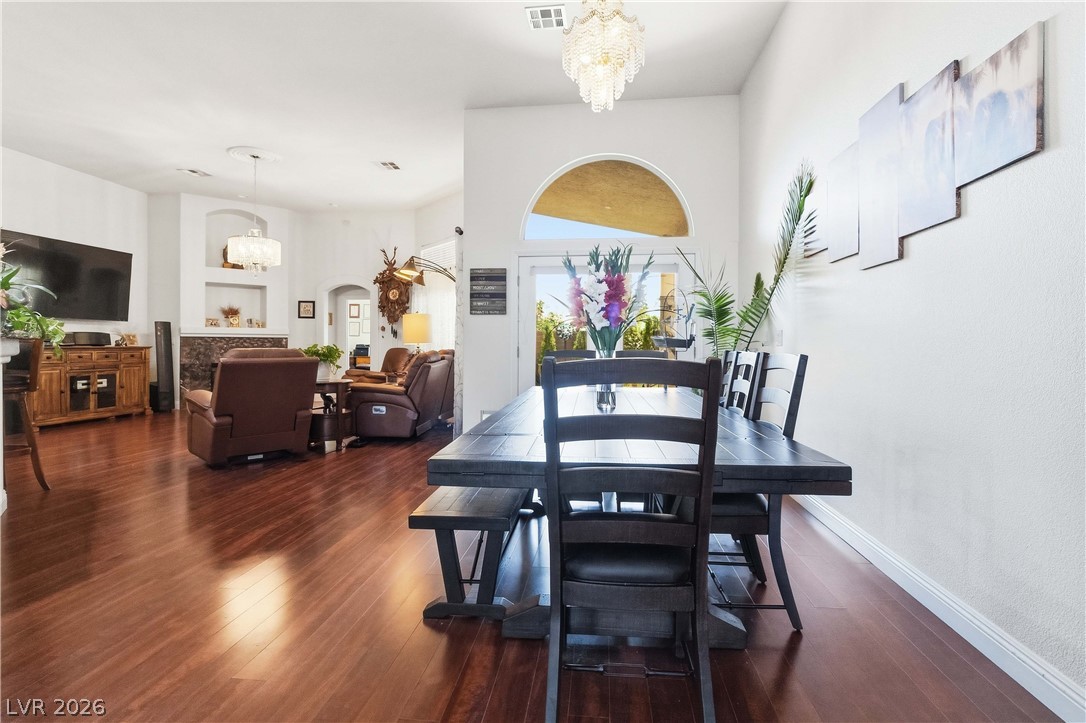 2909 Tanagrine Drive Property Photo 13