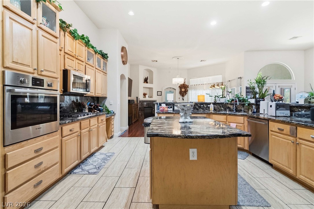 2909 Tanagrine Drive Property Photo 18