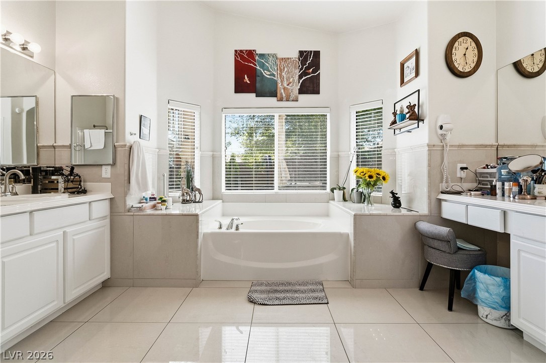 2909 Tanagrine Drive Property Photo 27