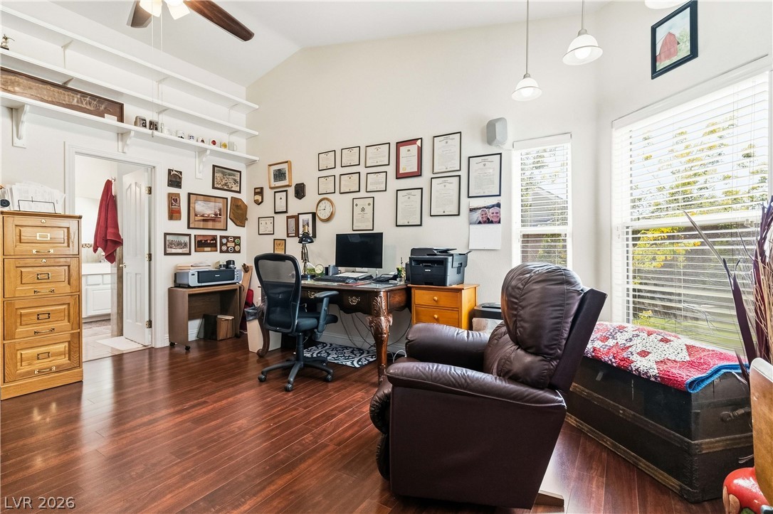 2909 Tanagrine Drive Property Photo 32